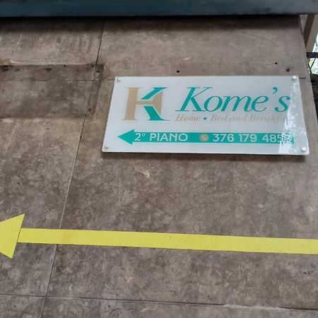 Kome'S Palermo Esterno foto