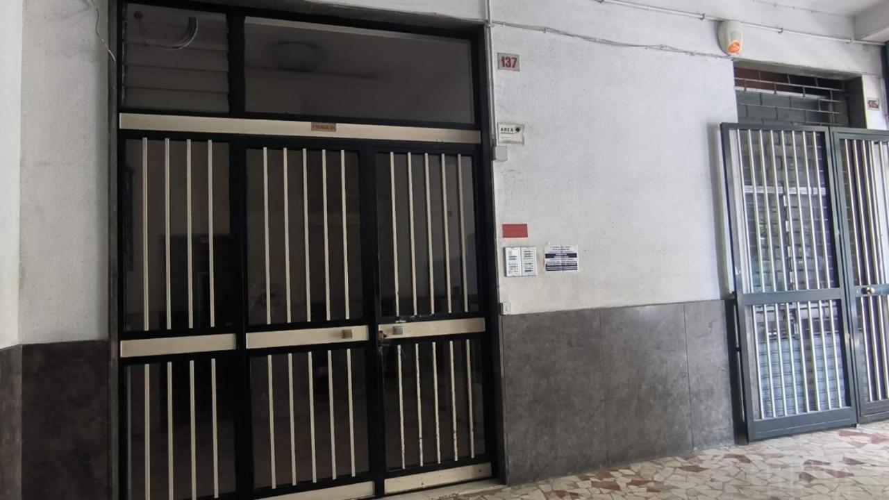 Kome'S Palermo Esterno foto
